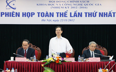 Thủ tướng Nguyễn Tấn Dũng: Tập trung gỡ “nút thắt” cơ chế tài chính cho KHCN
